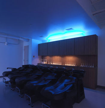 Salon of Distinction: Avalon Salon Victory Park