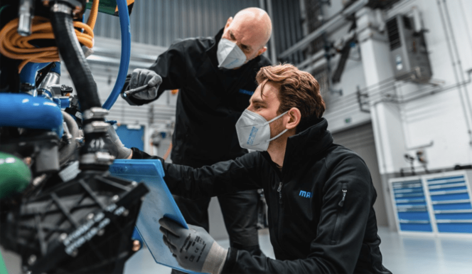 Ballard, Mahle Start Work on Concept Engine for Long-Haul Trucks