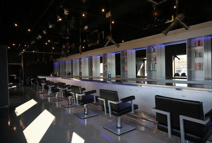 Salon Tour: Colorbar The Salon