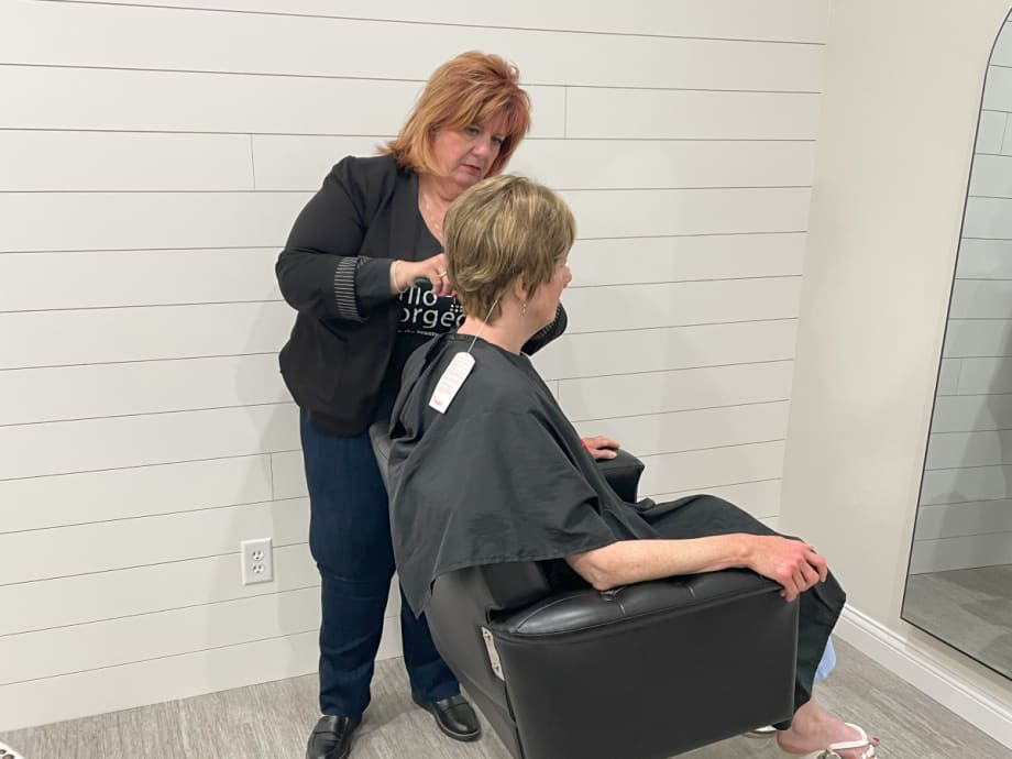 3 Questions About Wigs: Helping Your Newly-Diagnosed Salon Client