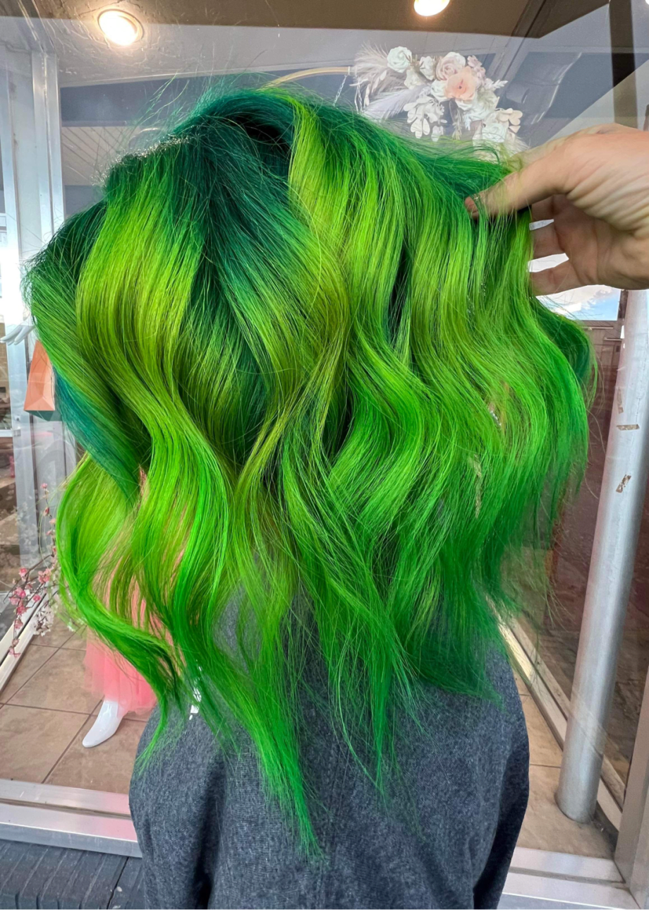 22 Color Formulas: Vivid Hair Creations