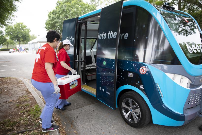 Autonomous Shuttles Transport COVID-19 Tests in Jacksonville