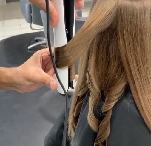 How to Curl Hair with a Flat Iron