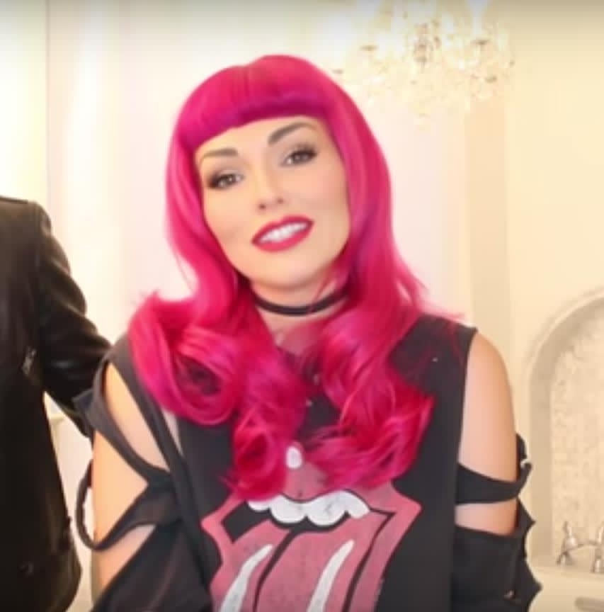 Perfectly Pin-Up: Recreating Bettie Page with Kandee Johnson and Sebastian