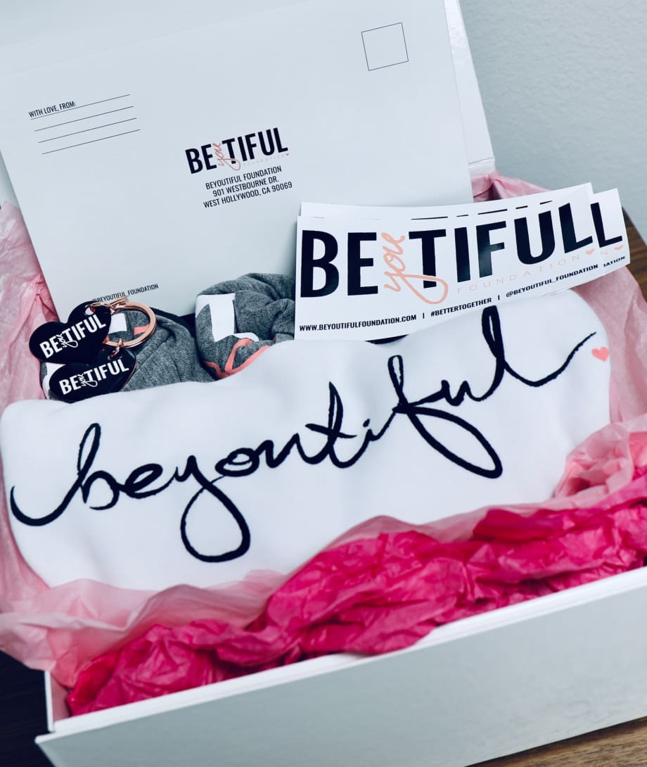 Nikki Lee & Riawna Capri Launch the BeYOUtiful Hair Donation Program & BeYOUtiful Days