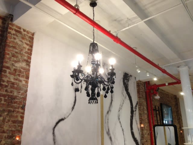 SALON TOUR: Alibi 25 NYC