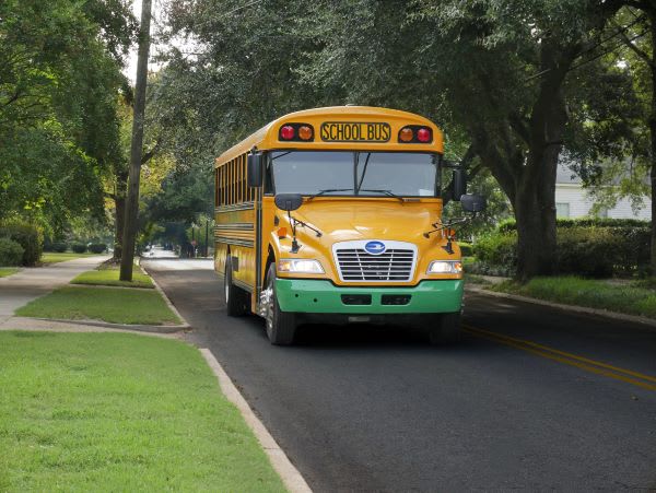 Report Details Ways to Expedite Transition to Electric School Buses