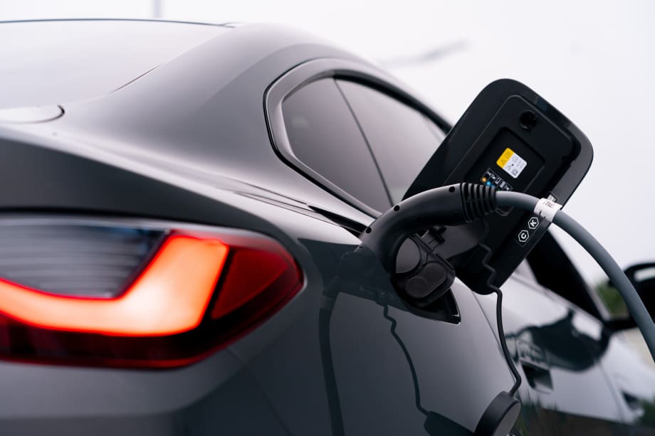 UK Government Reduces Its Financial Support For Electric Vehicles