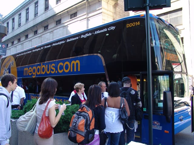 Megabus expands service to Omaha