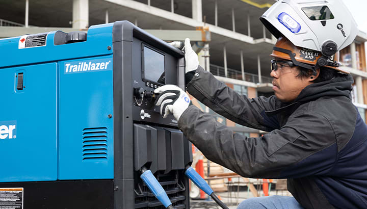 New Bobcat 265 Air Pak and Trailblazer 330 Air Pak Engine-Driven Welders