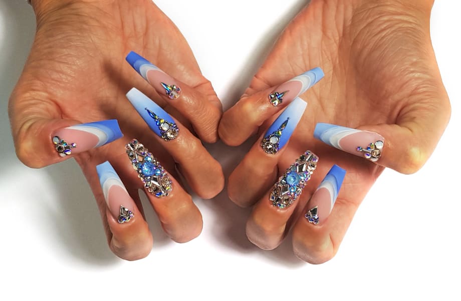 NTNA S. 7 Pre-Challenge 2: Blue Sky Nail Art (Bojana)