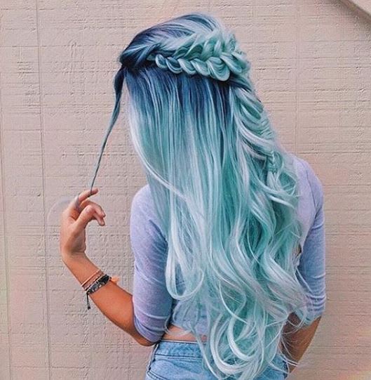 31 Blue Looks to Brighten Your Day