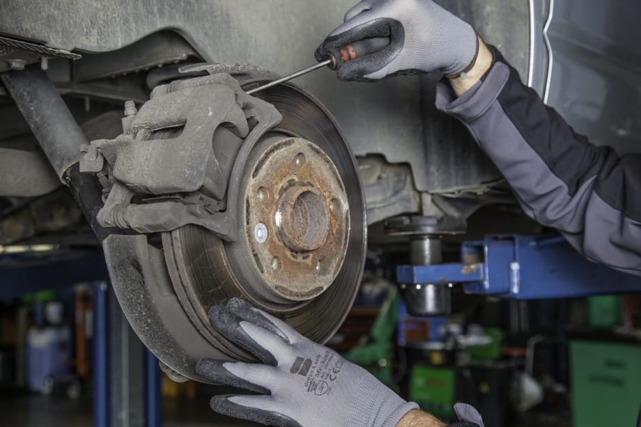 51% of Brake System Faults Linked to Air Brake Subsystem