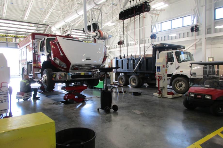 Two Major Principles of Retaining Technicians