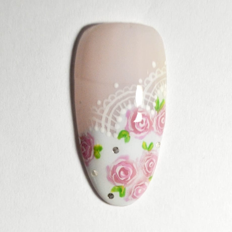 Vintage Shabby-Chic Bridal Nail Art