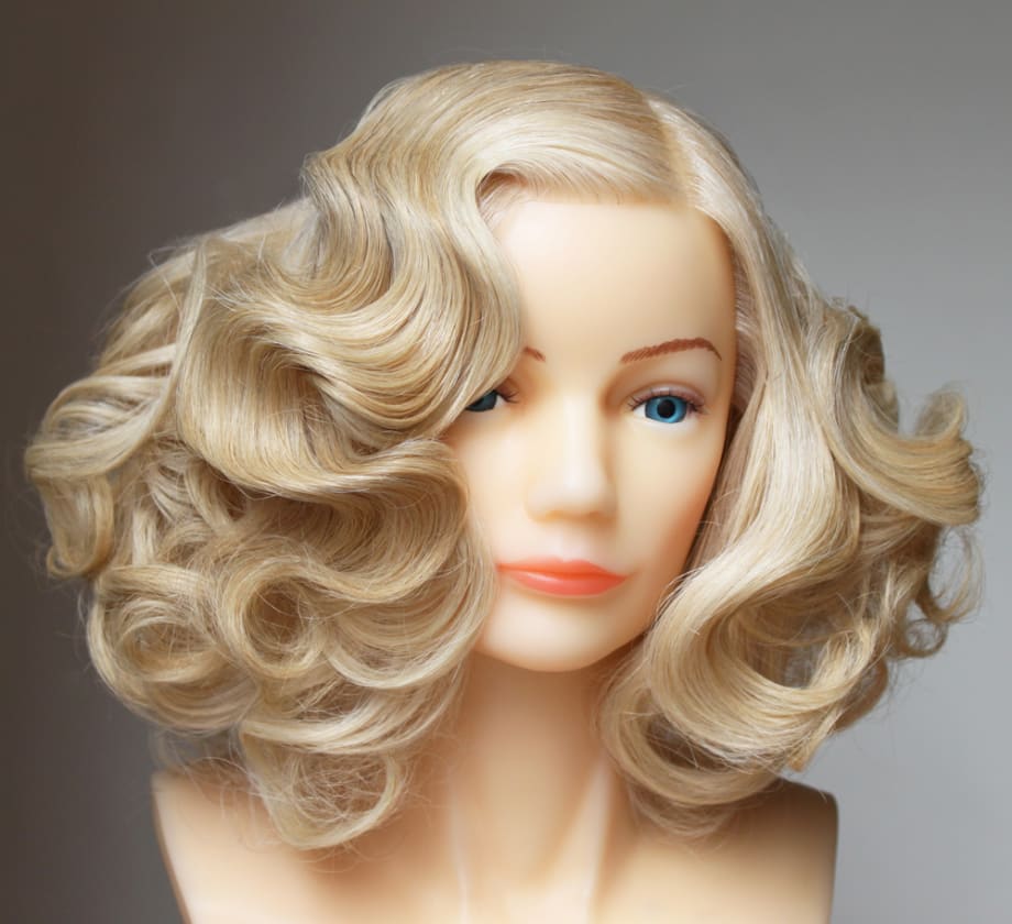 Bohemian Bride: Frothy Curls