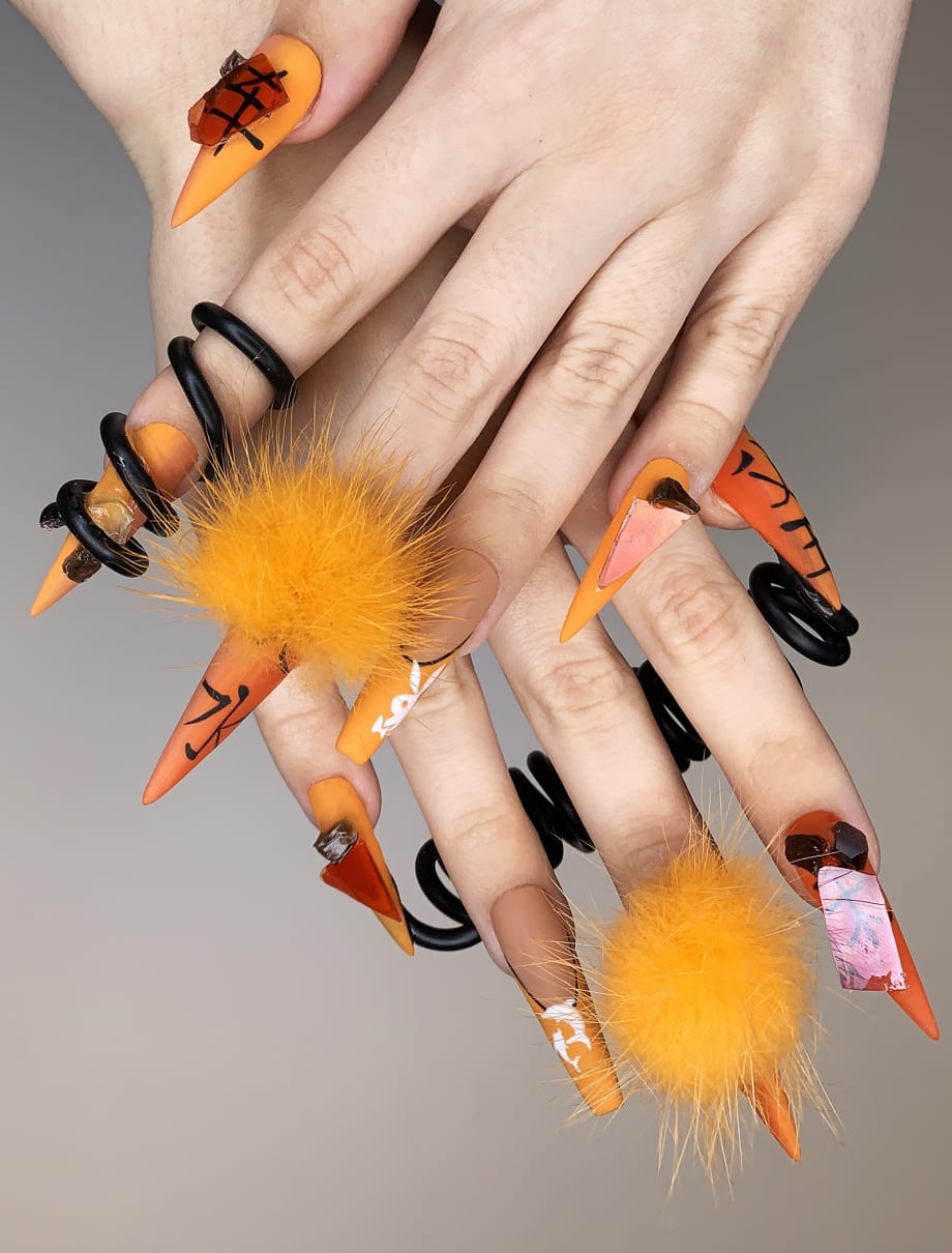 NTNA S. 6 Final Challenge: 2000s Past and Future Nail Art (Carly)