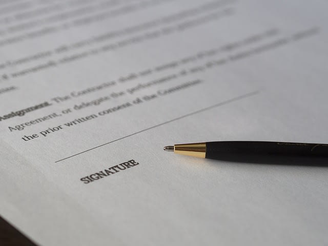 Non-Solicitation Vs. Non-Compete Agreements in the Salon Industry: Protecting Your Salon's Interests