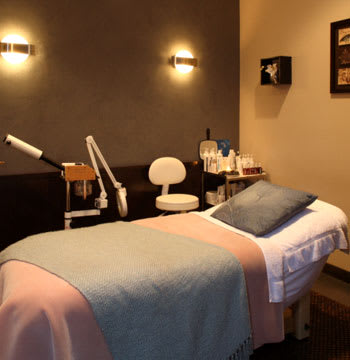 Cactus Salon & Spa