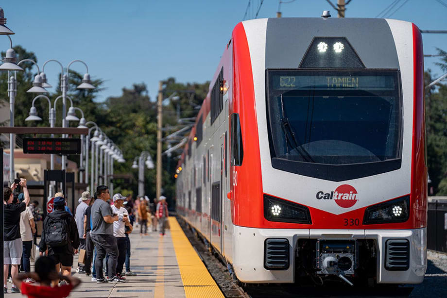 Caltrain, Stadler Sign Support Contract for EMU Fleet
