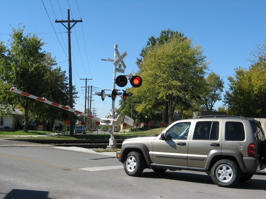 Report: Train collisions, deaths down