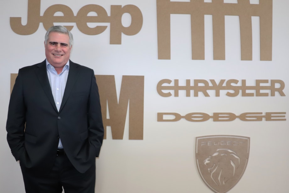 Zarlenga Departs GM to Lead Stellantis in Mexico