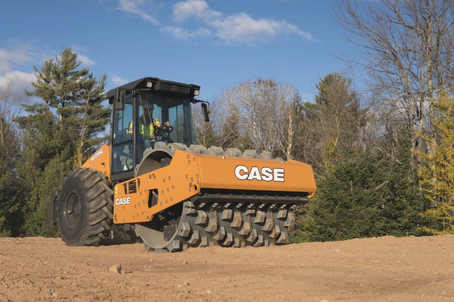 Case Introduces SV215E and SV217E Single-Drum Vibratory Rollers