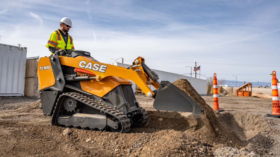 CASE Launches New Lineup of Mini Track Loaders, Small Articulated Loaders