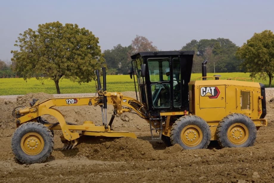 Caterpillar’s 120 GC Motor Grader Offers Reliable Performance