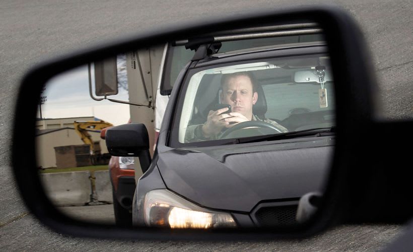 Tennessee Hopes to Curb Distracted Driving