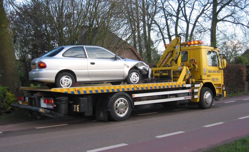 Towing Associations Urge Drivers to Move Over