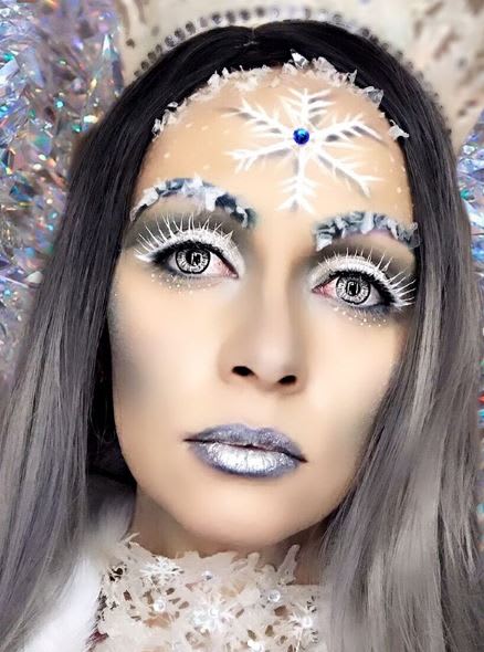25 Winter Makeup Looks to Get You in the Holiday Spirit