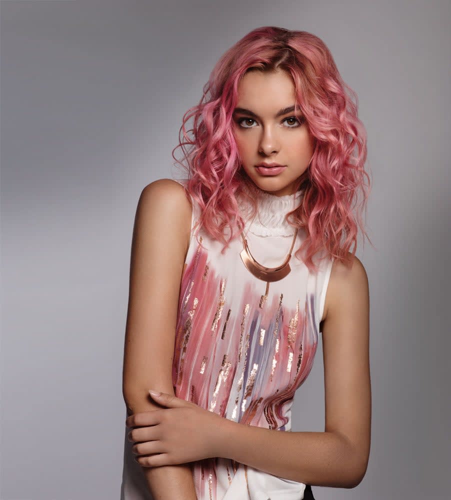 Celeb Luxury Colorwash How-To: Pink Outside the Box