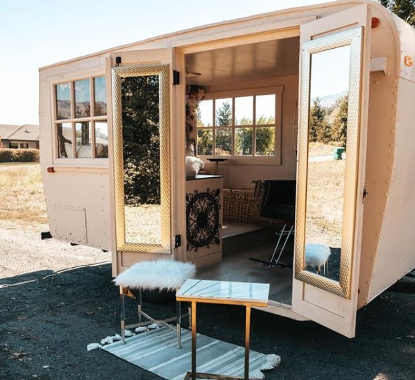 Pivoting in a Pandemic: What I Learned While Taking My Salon Mobile