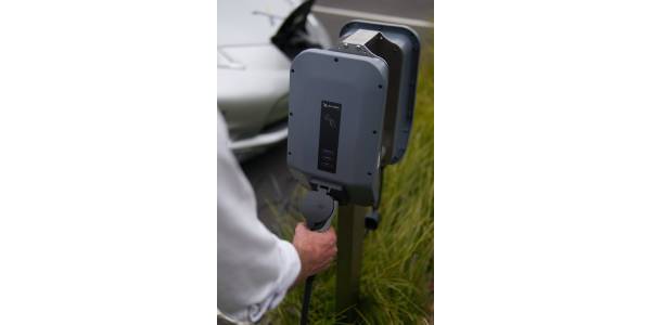Pacific Power Grants Helping Oregon Jump-Start Electric Mobility