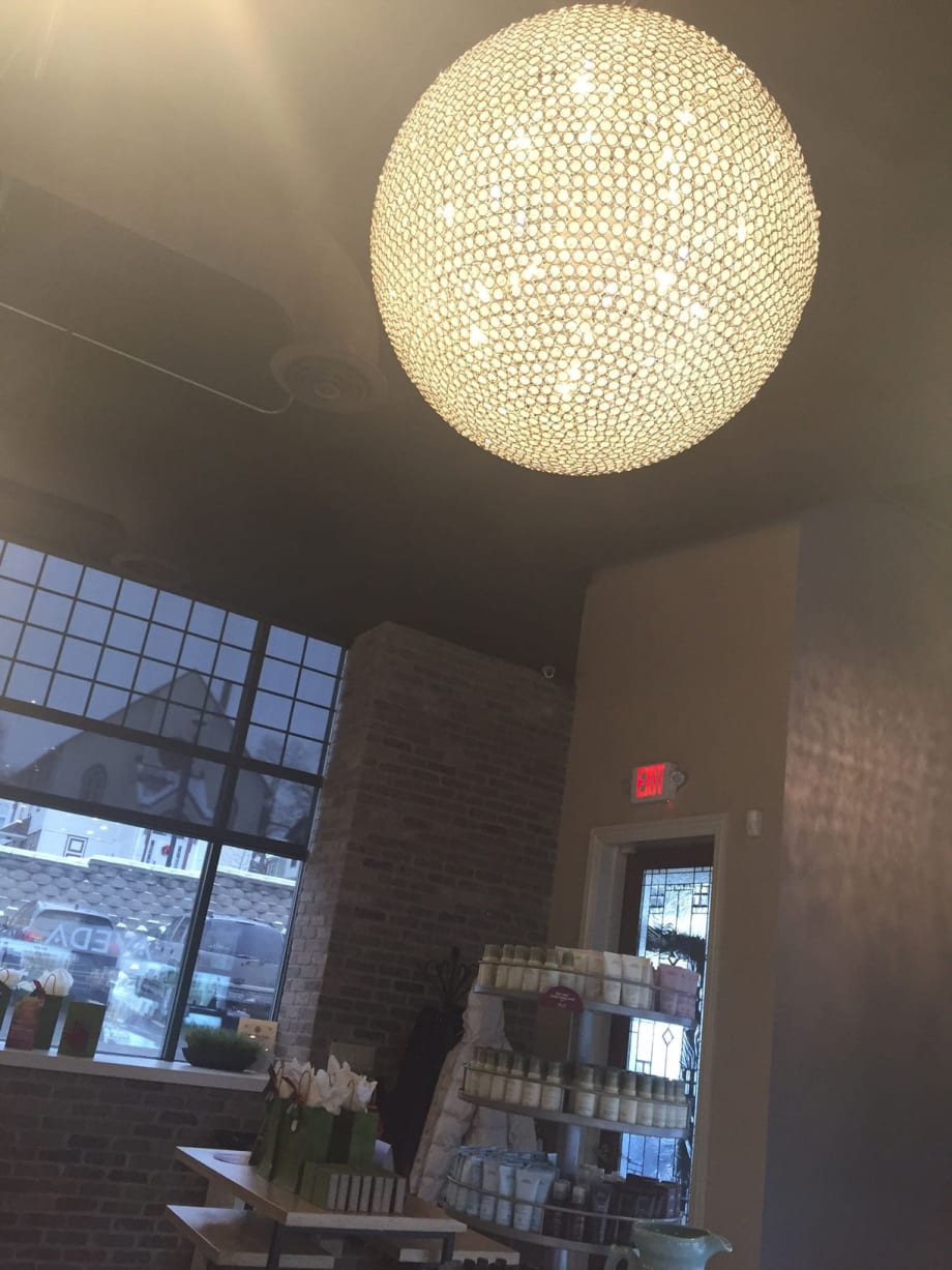 Service Spotlight: Aveda's Tulasara Dual Exfoliation Peel at Spa Bleu, West Dundee, Illinois