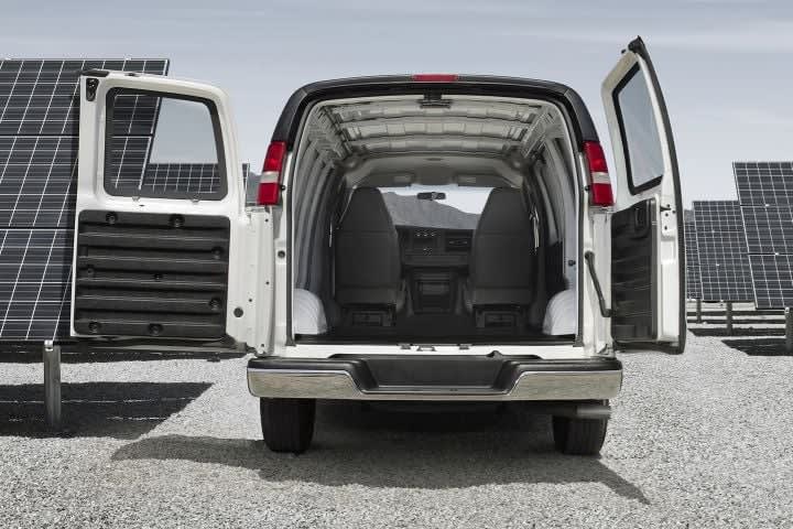 GM Vans Recalled for Rear Windows