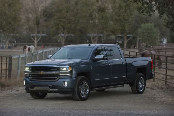 GM Recalls 3.4M Pickups, Large SUVs for Brake Issue