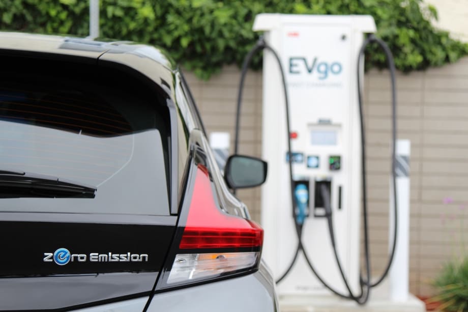 Leading the Charge: 3 Ways to Succeed with Fleet Electrification