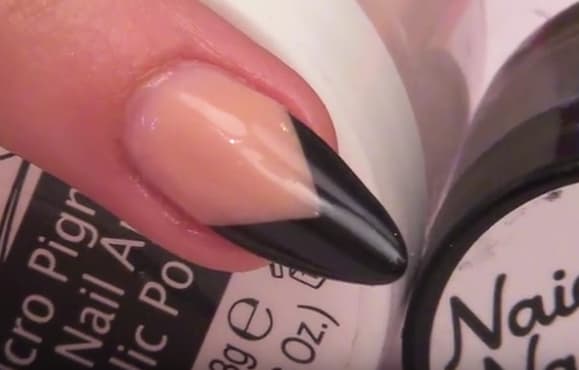 How to Create a Chevron Smile Line