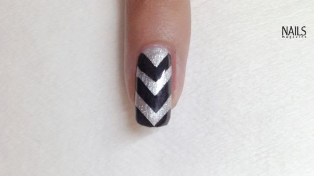 Troubleshooter: Chevron Nail Art