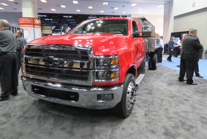 Chevrolet Debuts Three Medium-Duty Trucks