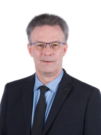 Nissan Executive Officer Vandenhende Retired August 1, 2021