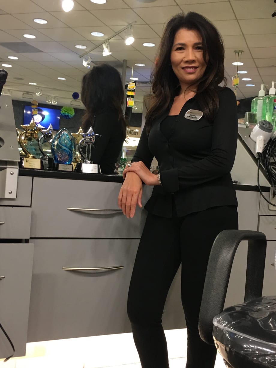 How to Make Six Figures as a Hairdresser