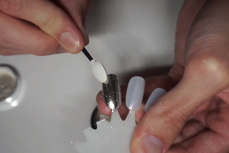 How to Apply Chrome Pigment Powder