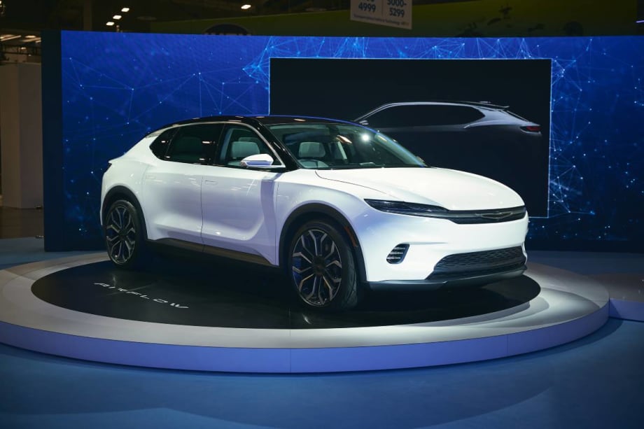 Chrysler Unveils EV Concept Vehicle at CES 2022