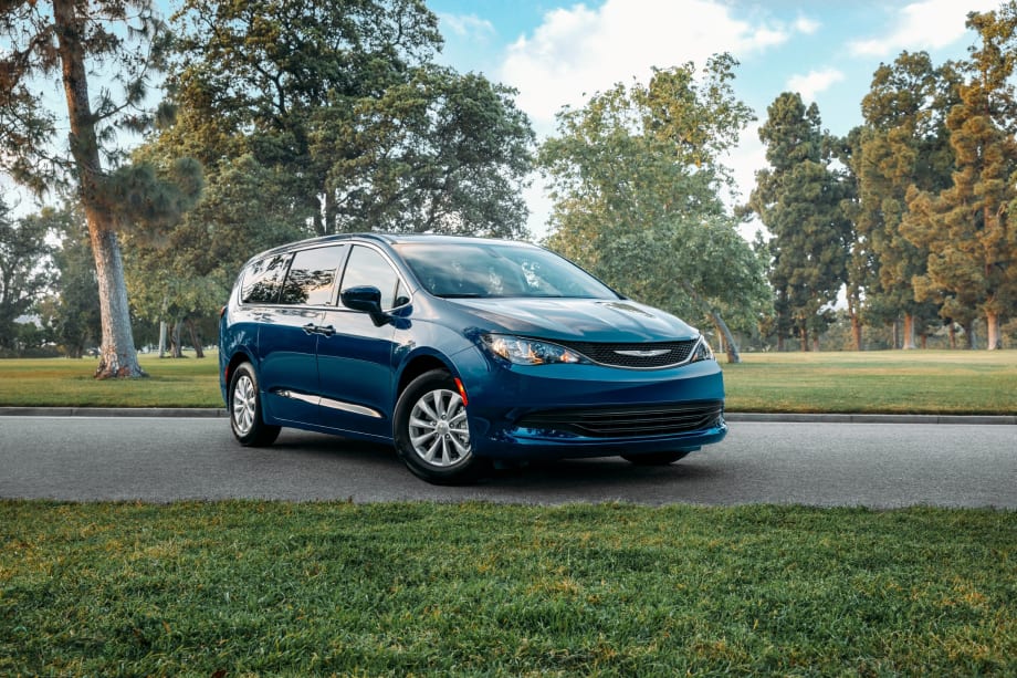 FCA Adds Fleet-Only Voyager Minivan for 2020