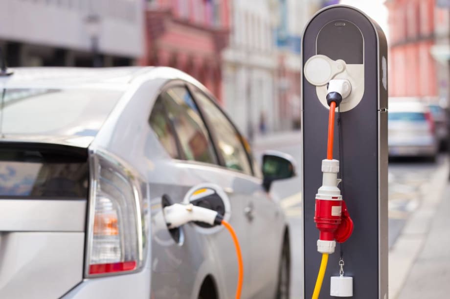 Global Businesses Commit 5.5 Million Vehicles to Electric