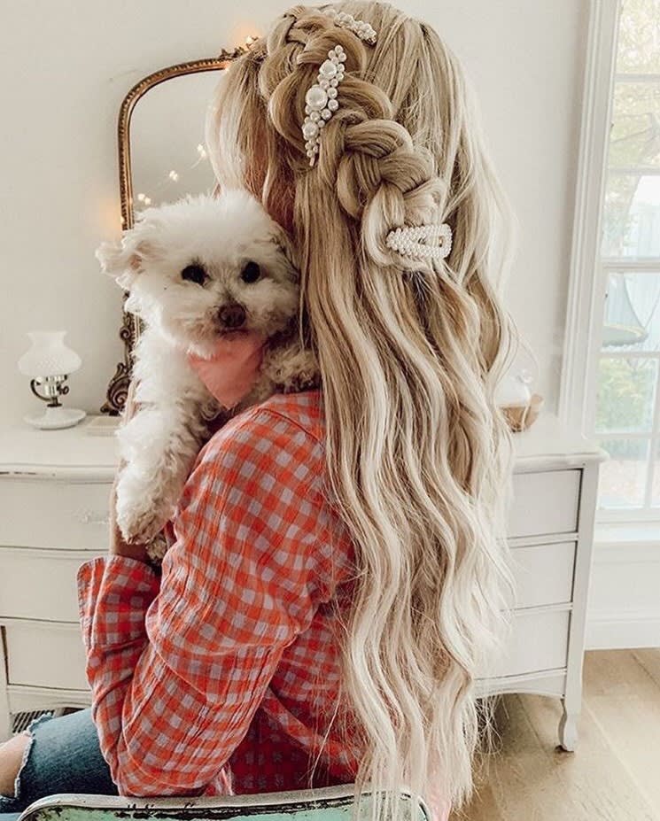13 Fun Looks Completed with Trendy Hair Clips