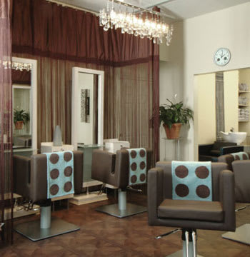 Salon of Distinction: Clique Salon & Spa